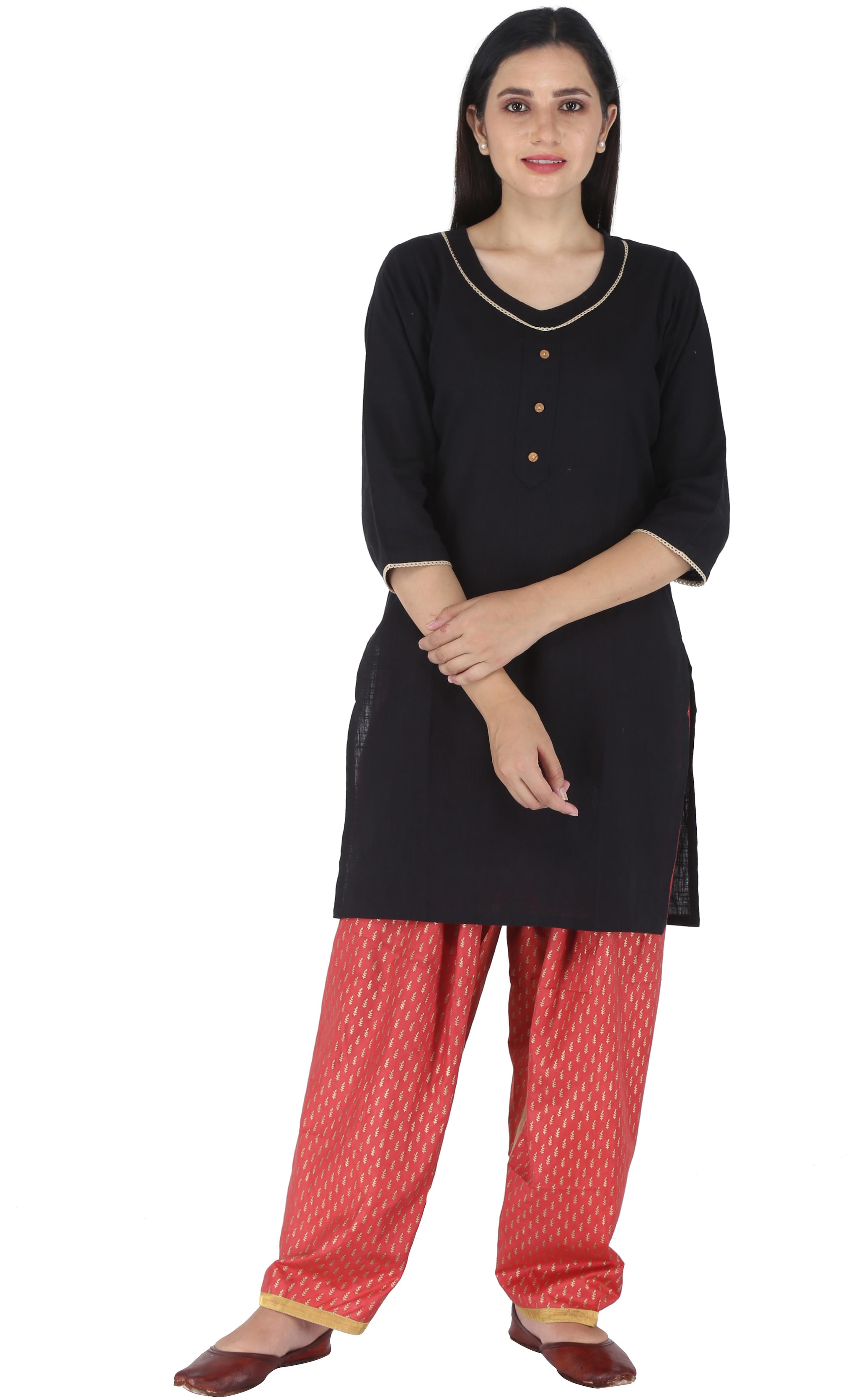 

CHINMAYA Women Black Solid Straight Kurta With Salwar