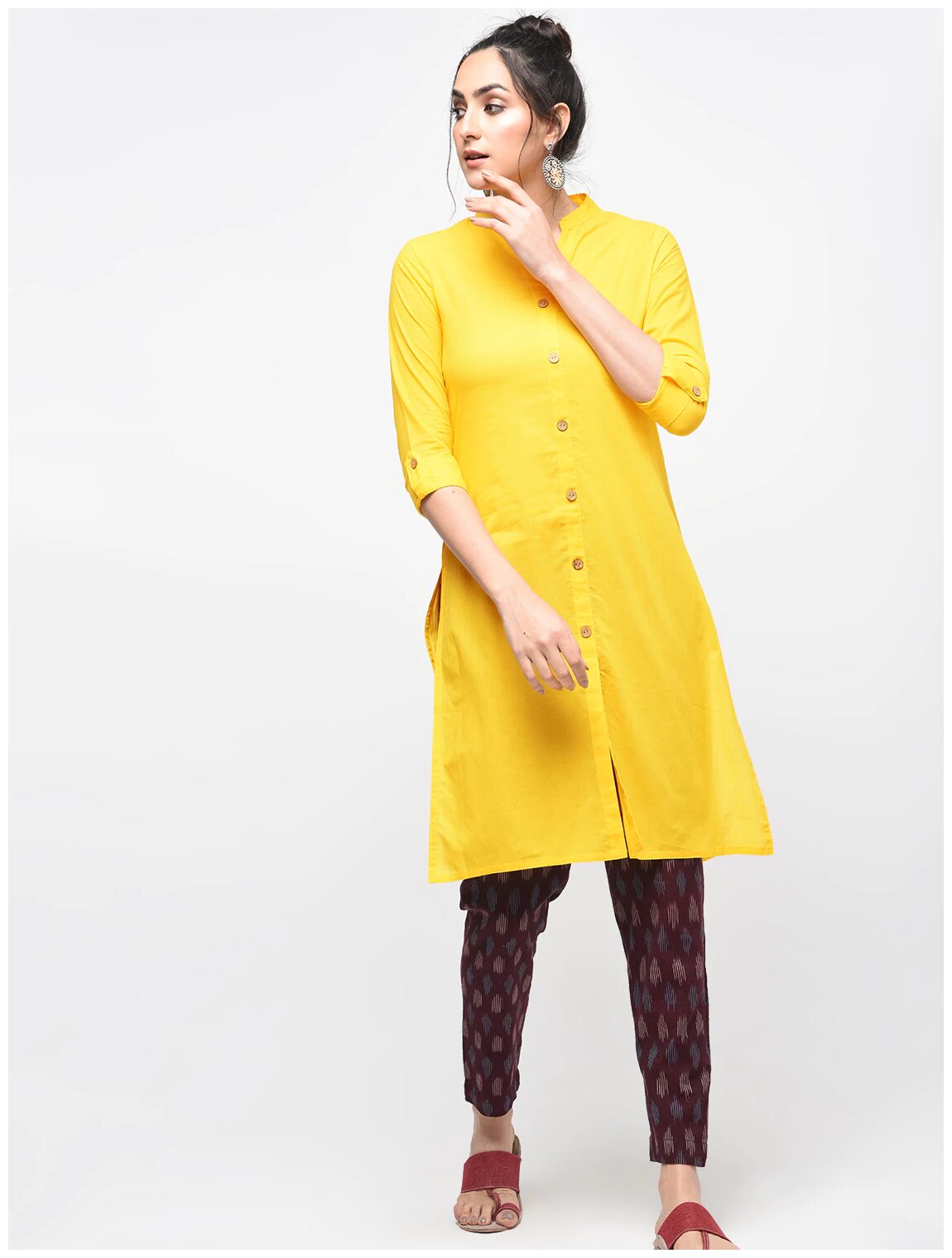 

CHINMAYA Women Yellow Solid Straight Kurta
