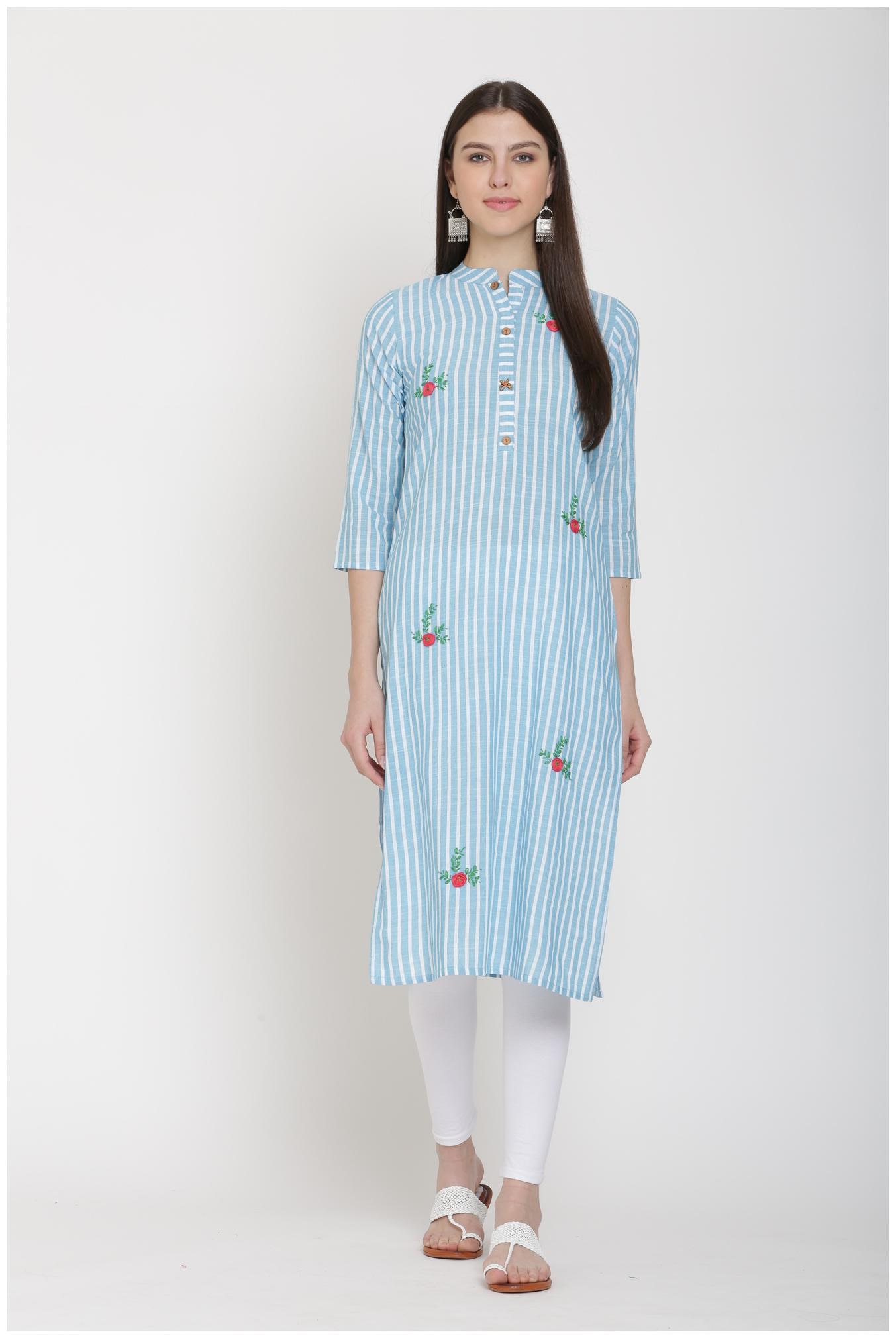 

CHRISTEENA Women Turquoise Striped Straight Kurta