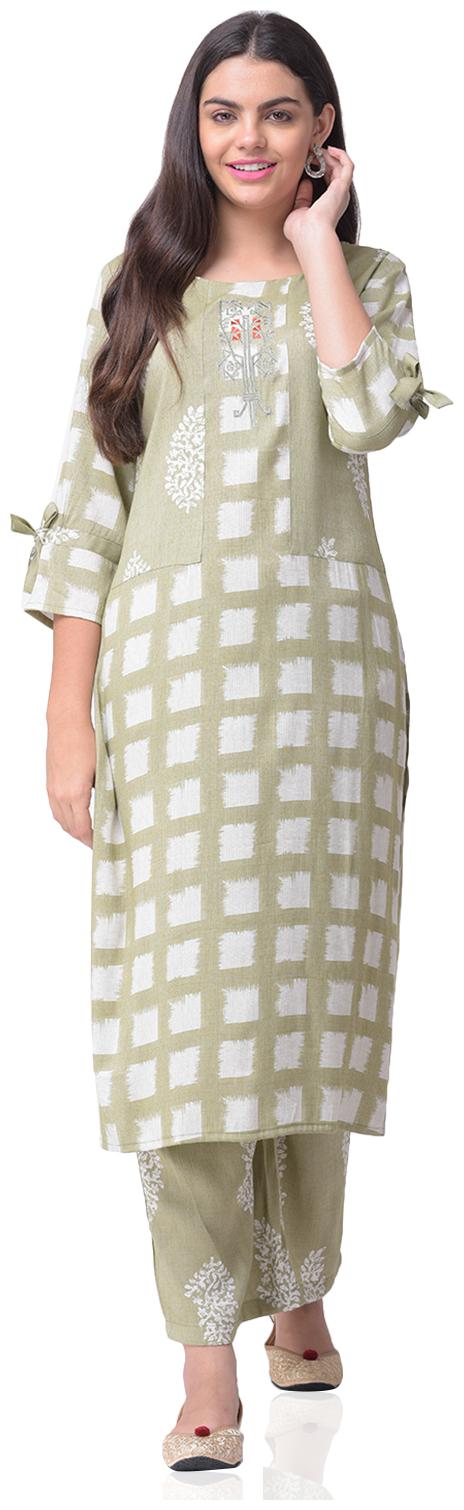 

CHRISTEENA Women Rayon Straight Kurta With Palazzo Green color