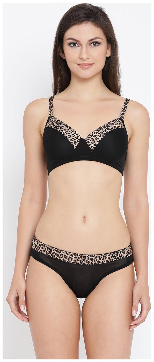 https://assetscdn1.paytm.com/images/catalog/product/A/AP/APPCLOVIA-PADDECLOV2071024DEB9DC/1563101097917_0..jpg