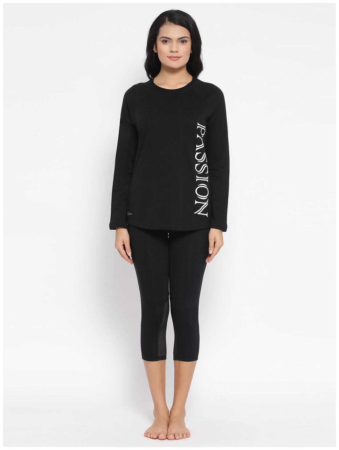 

Clovia Women Printed Sports T-Shirt - Black
