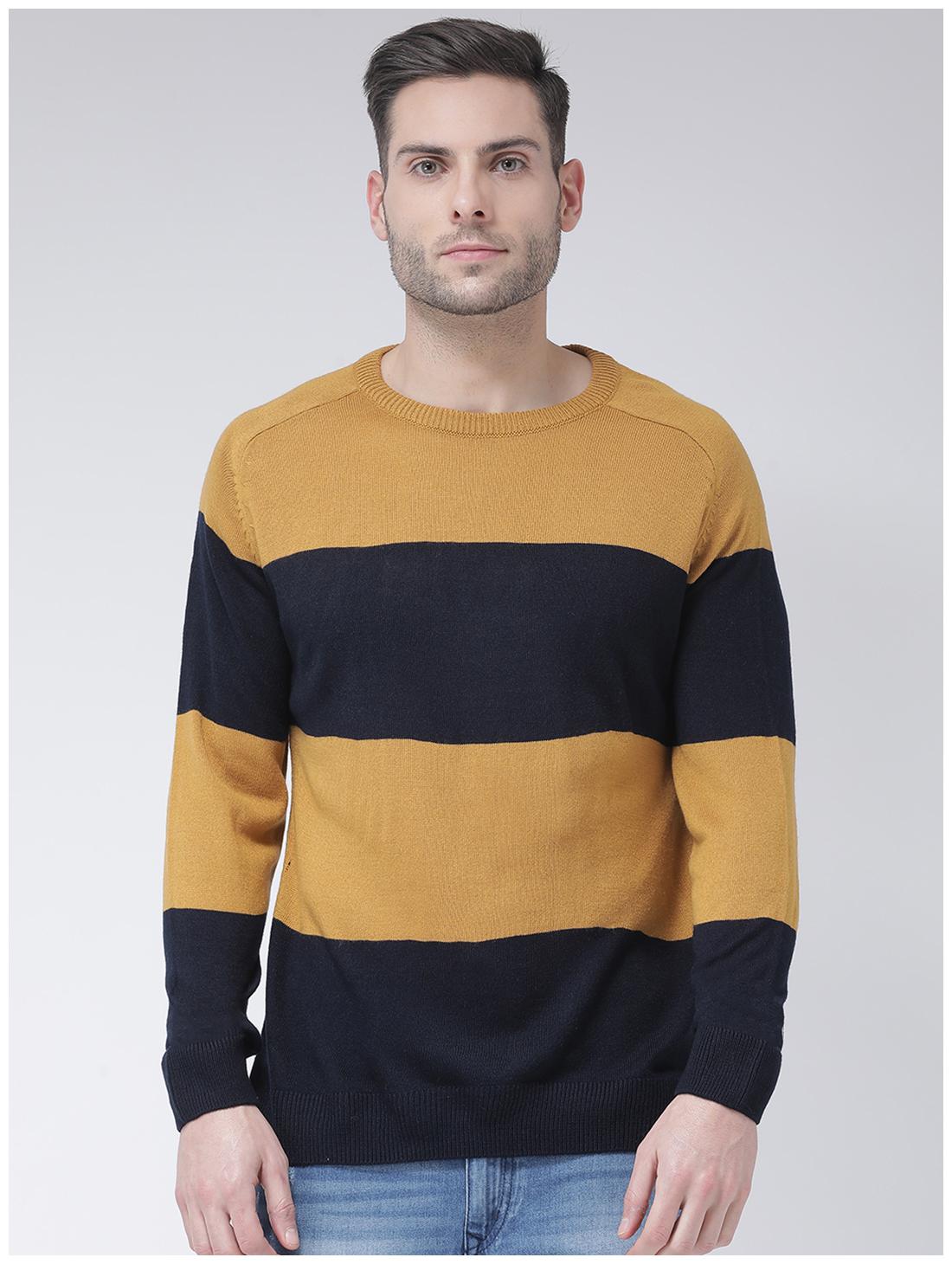 

CLUB YORK Men Yellow Round neck Pullover
