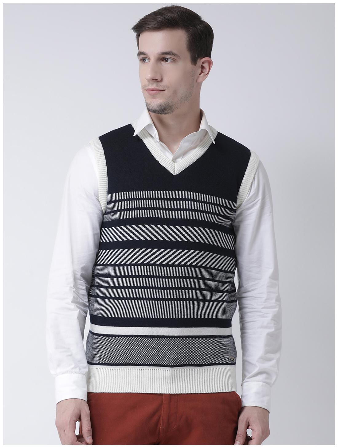 

CLUB YORK Men Navy blue V neck Pullover