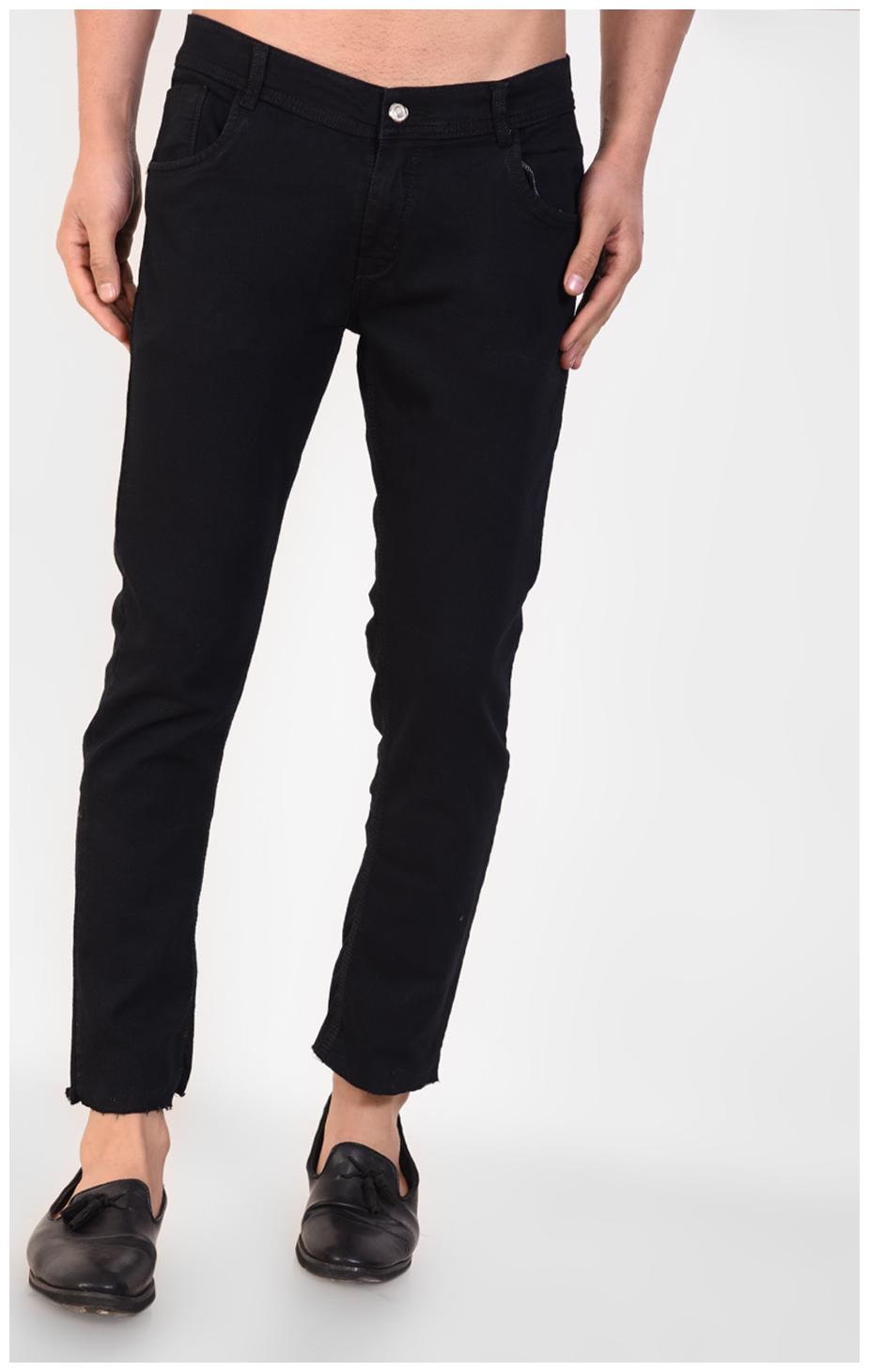 

Chrome Coral Men Black Regular Fit Jeans