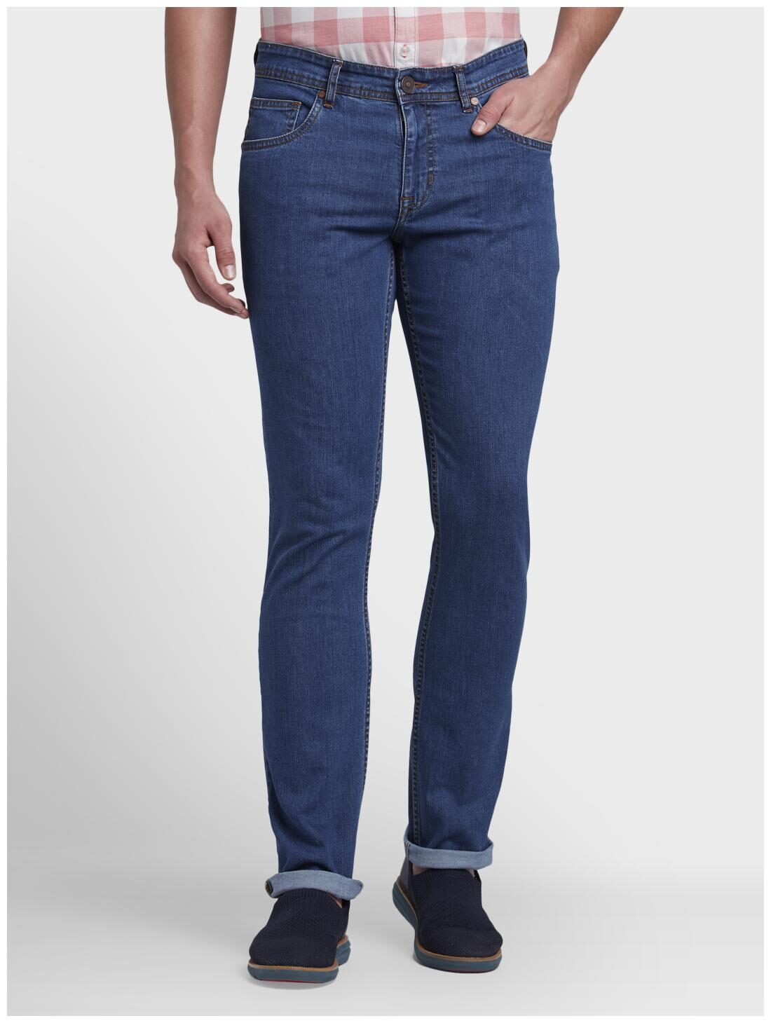

ColorPlus Men Blue Tapered Fit Jeans