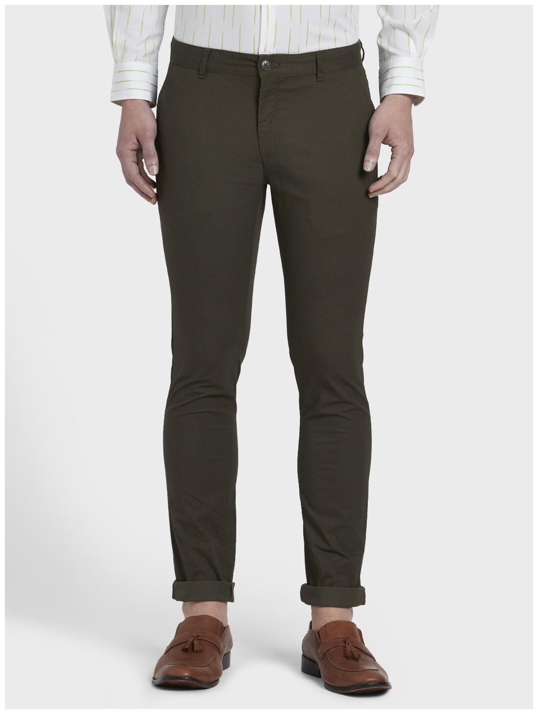 

ColorPlus Men Green Solid Regular fit Regular trousers
