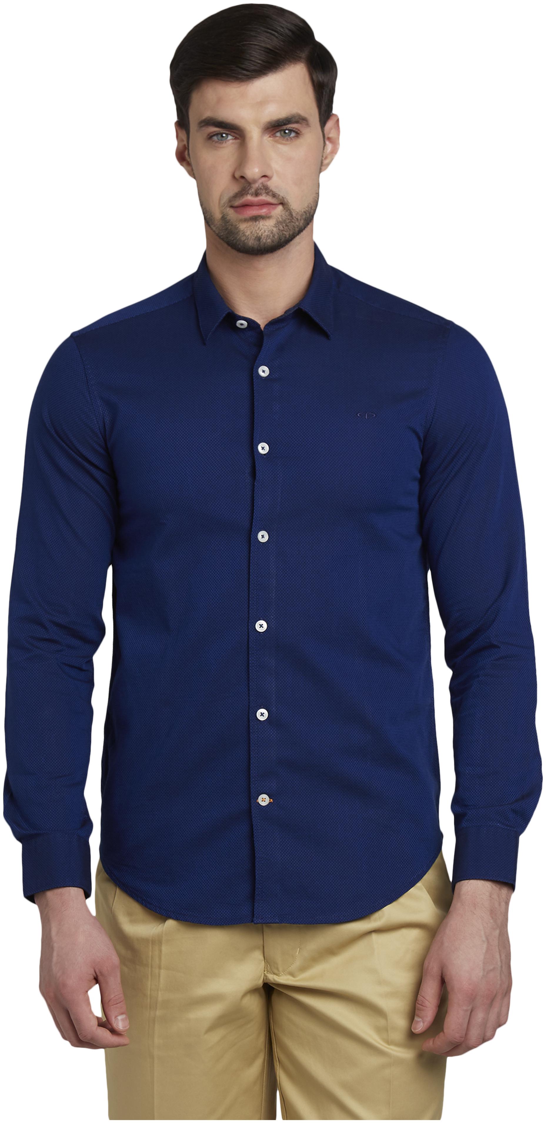 

ColorPlus Men Blue Solid Slim Fit Casual Shirt