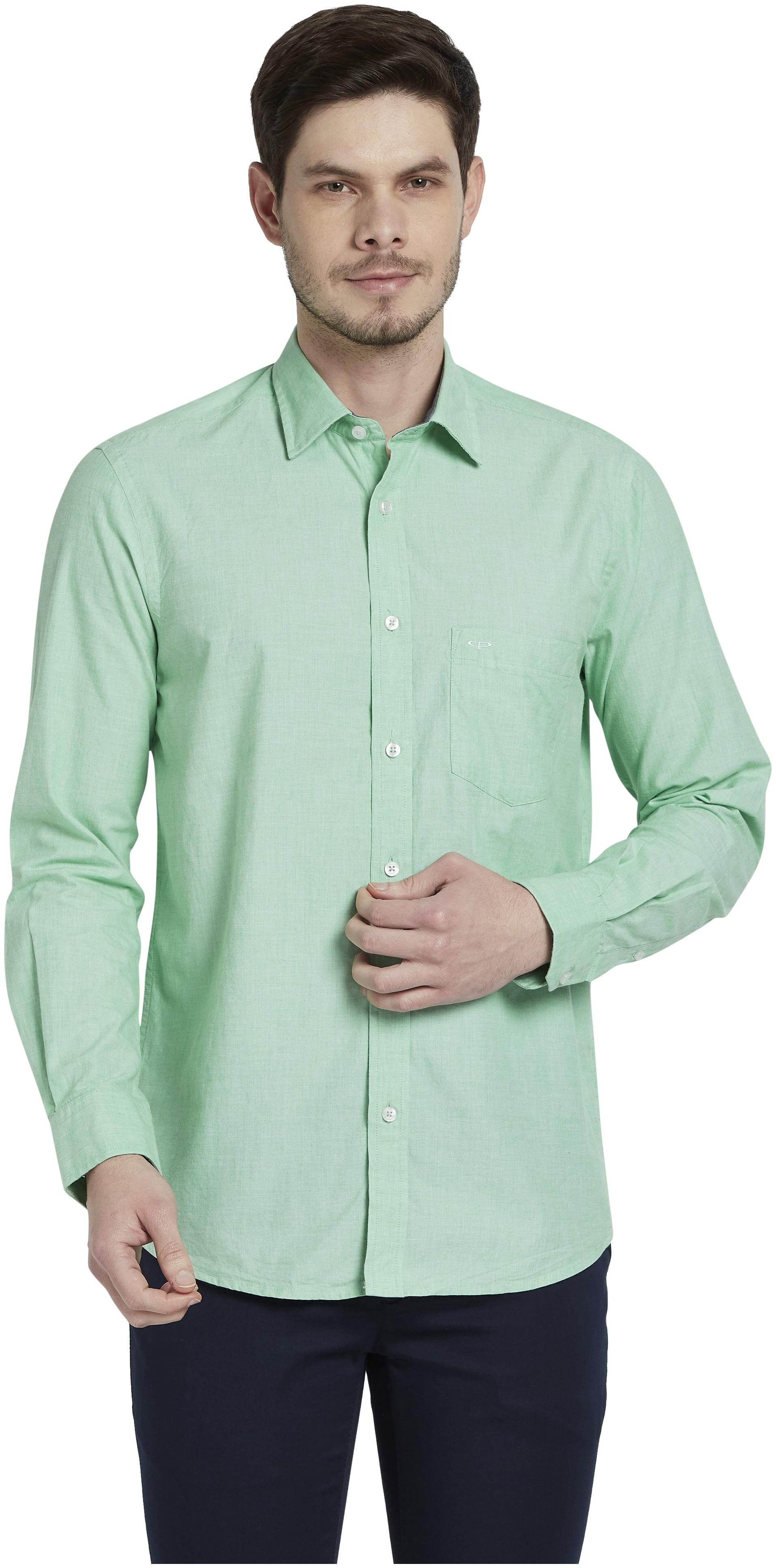 

ColorPlus Men Green Solid Regular Fit Casual Shirt