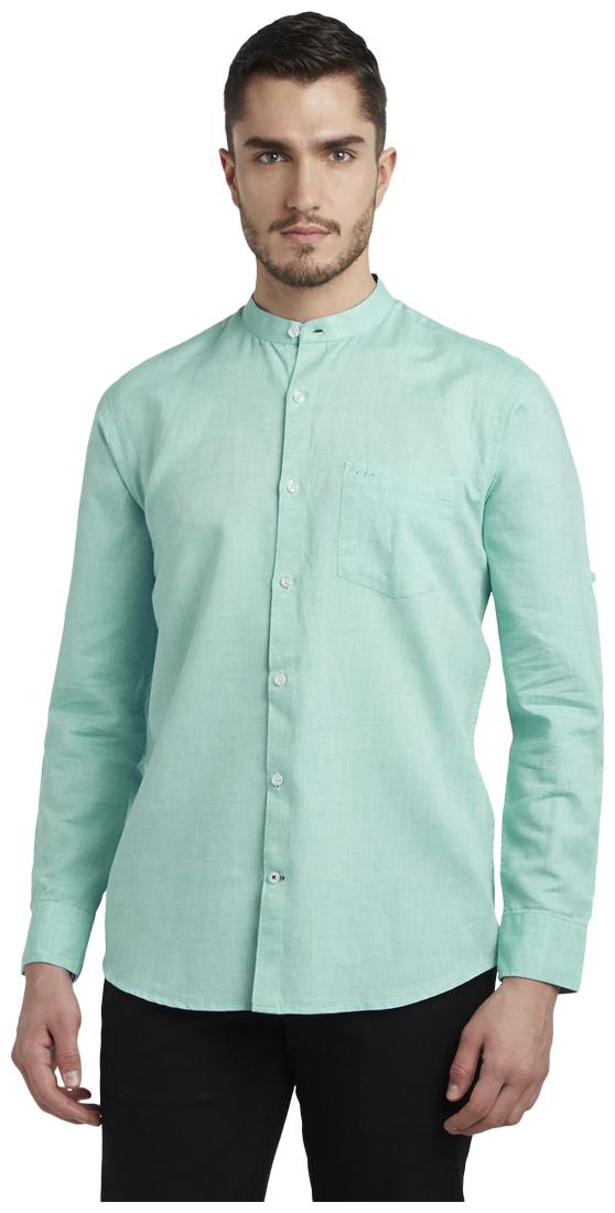 

ColorPlus Men Green Solid Slim Fit Casual Shirt