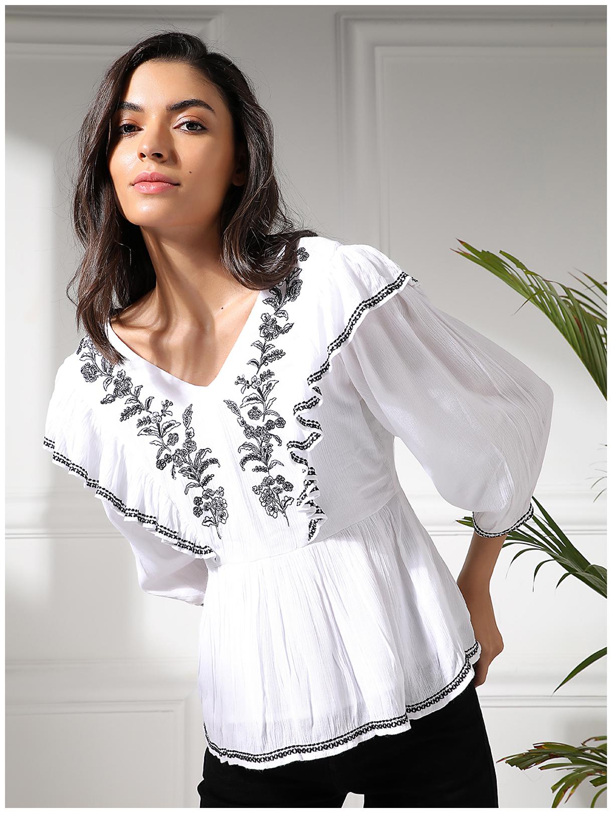 

Cover Story Women Embroidered Regular top - White