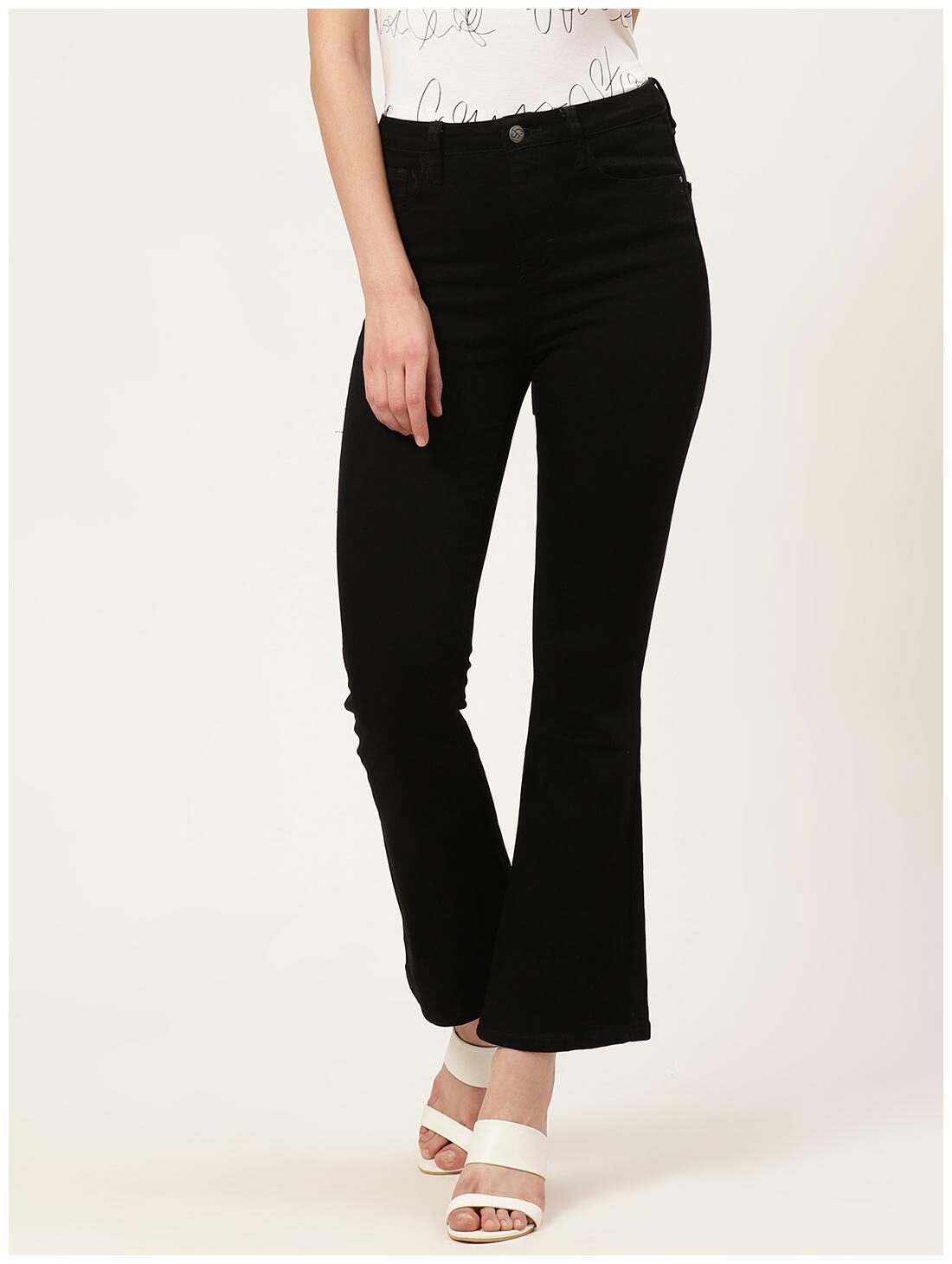 

Cover Story Women Black Relaxed fit Jeans