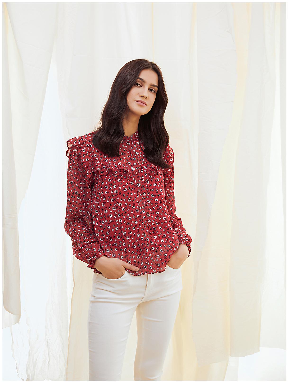 

Cover Story Women Printed Regular top - Red