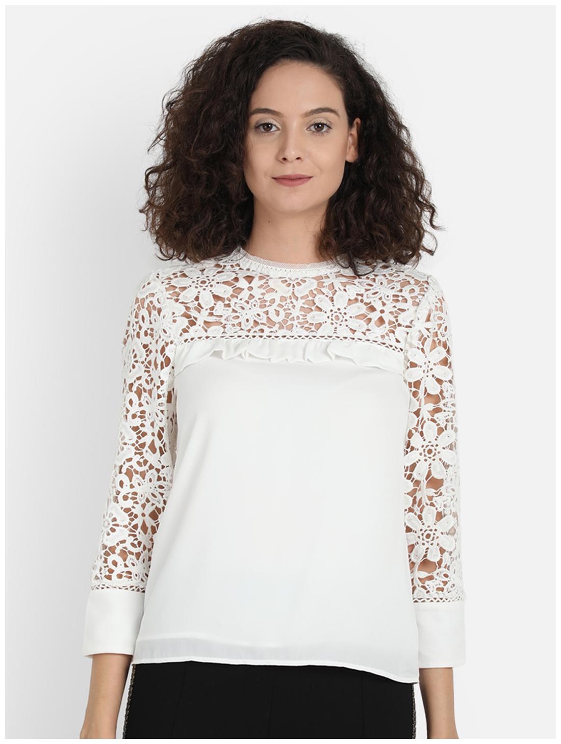 

Cover Story Women Solid Wrap top - White