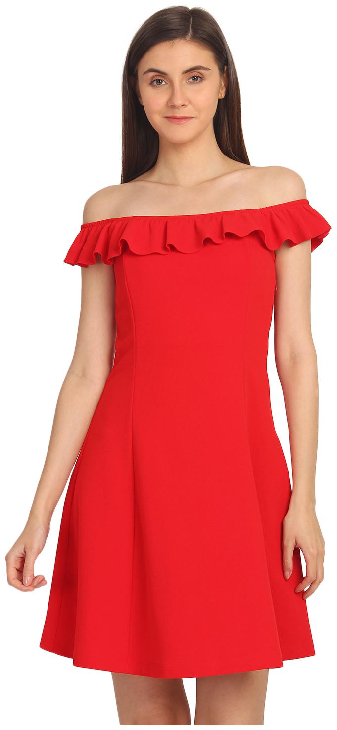 

Cover Story Red Solid Sheath dress