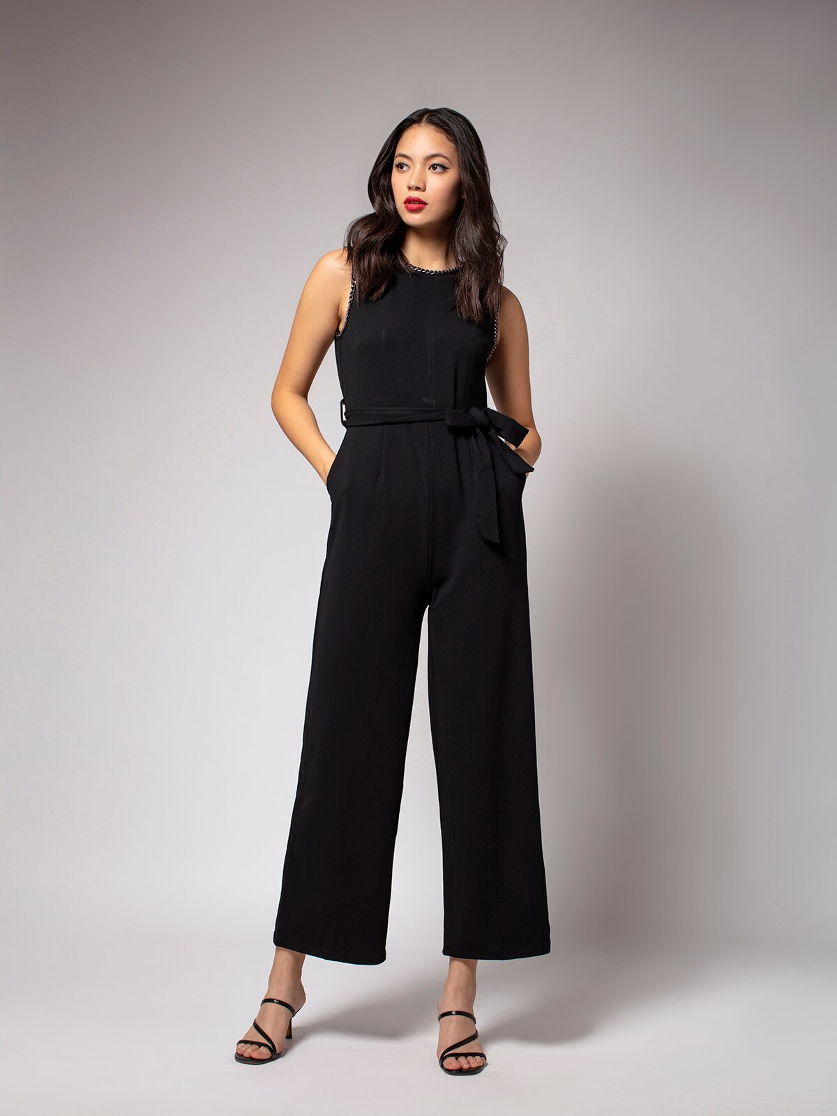 

Cover Story Solid Jumpsuit - Black