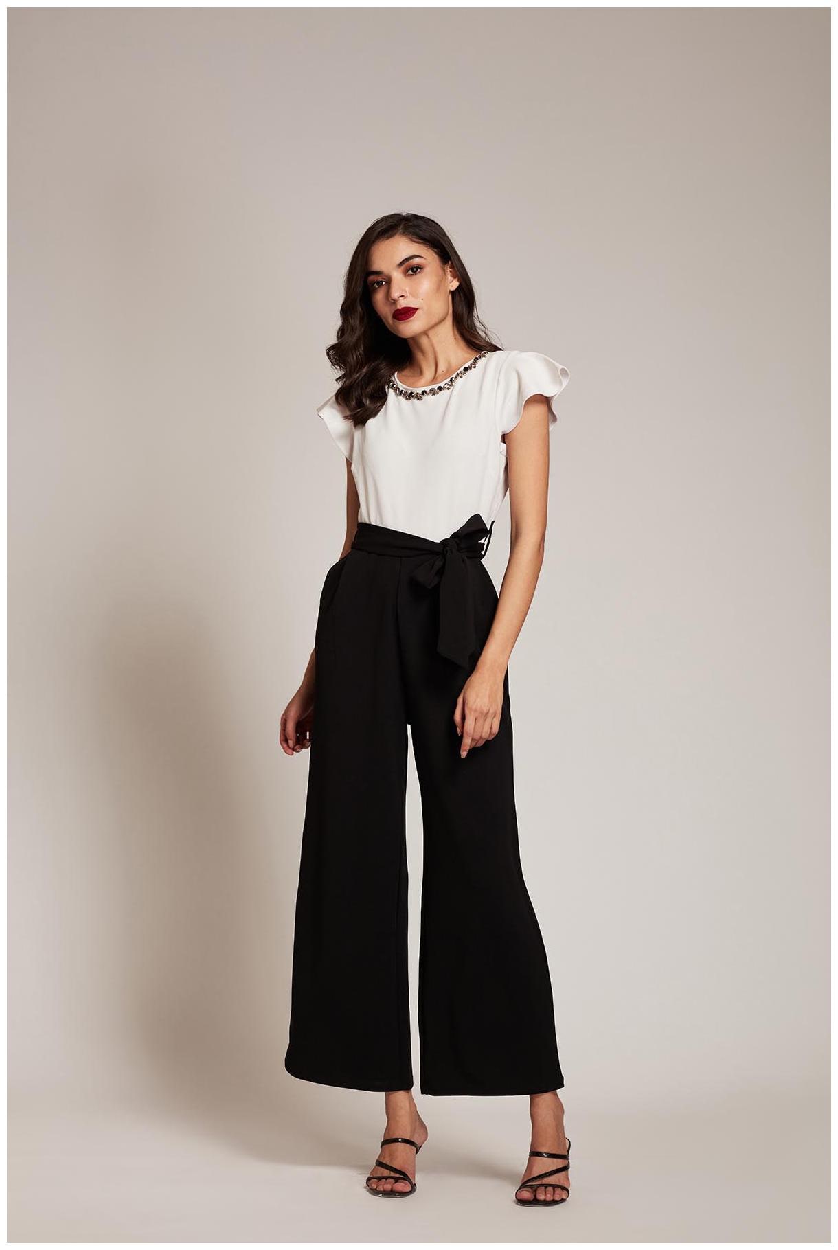 

Cover Story Solid Jumpsuit - Black White