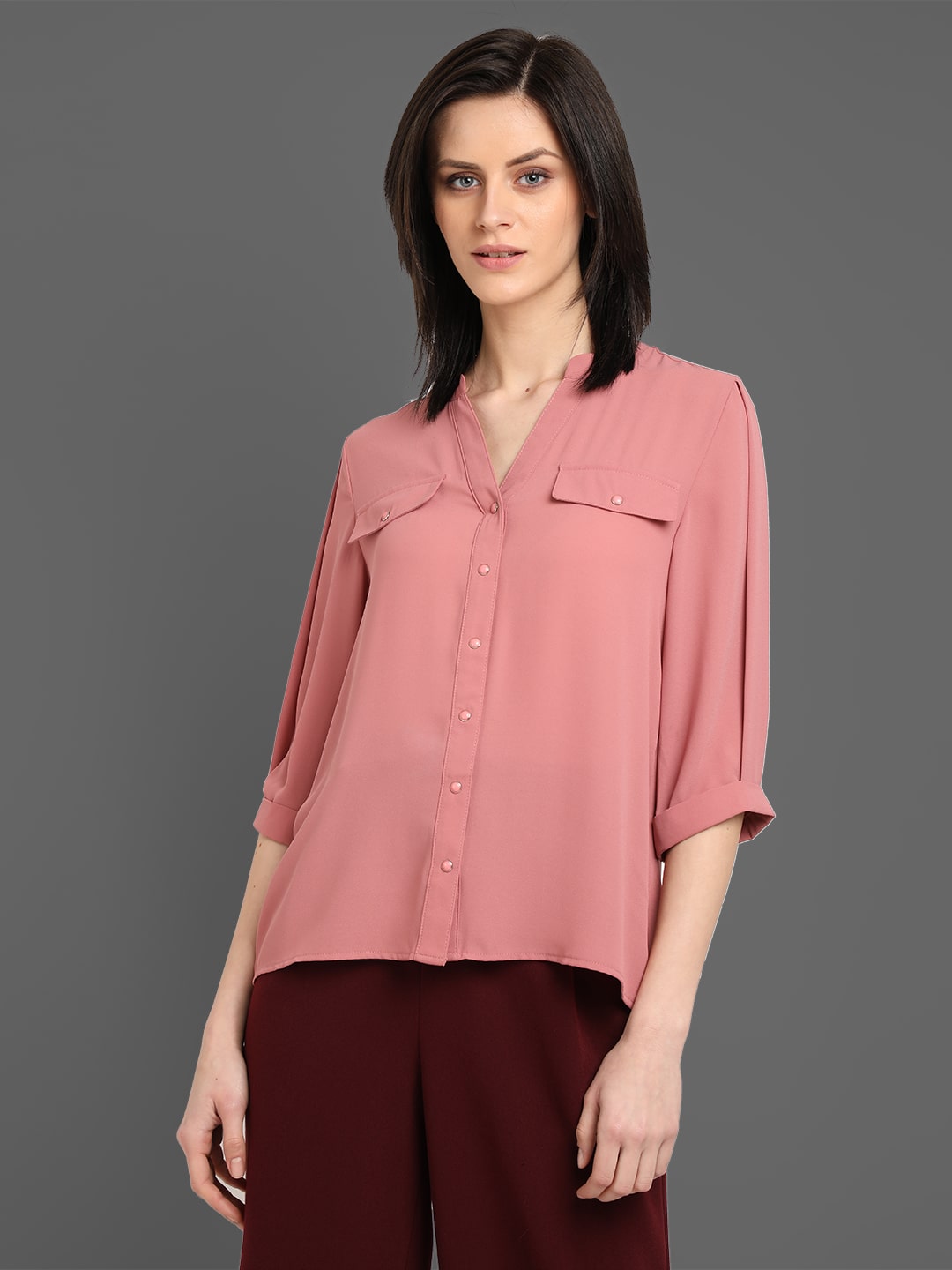 

Cover Story Women Solid Regular top - Peach
