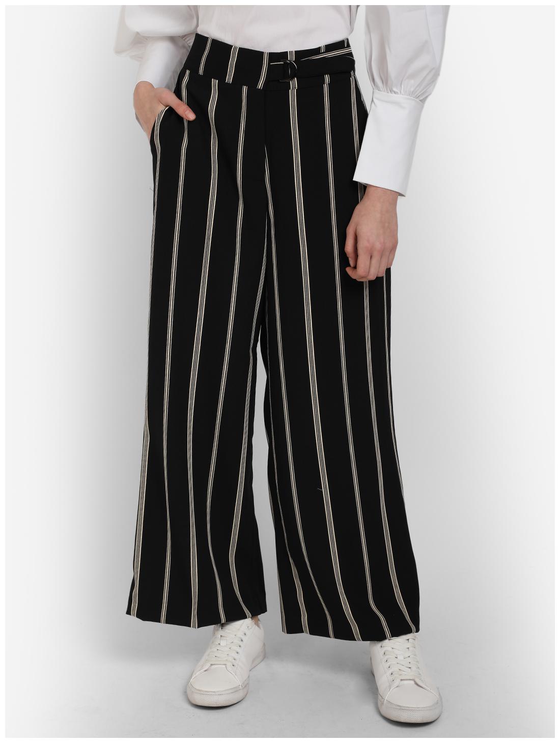 

Cover Story Women Black Flared fit Cullotes