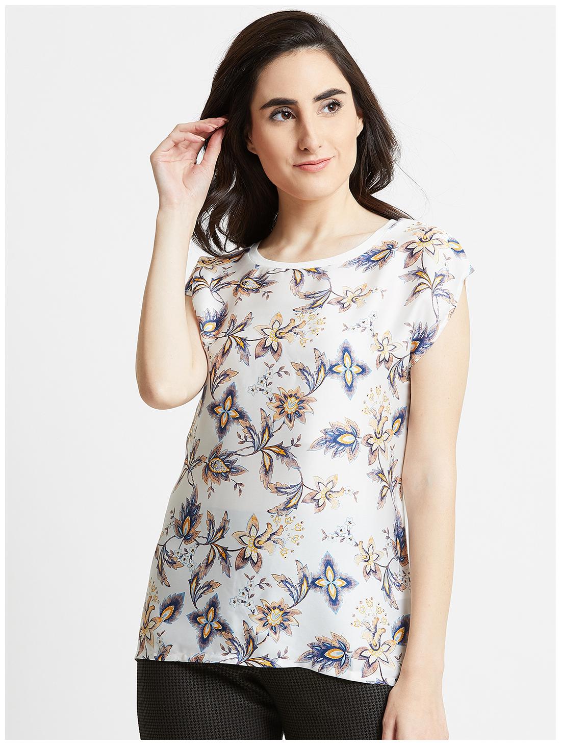 

Cover Story Women White Regular fit Round neck Cotton T shirt