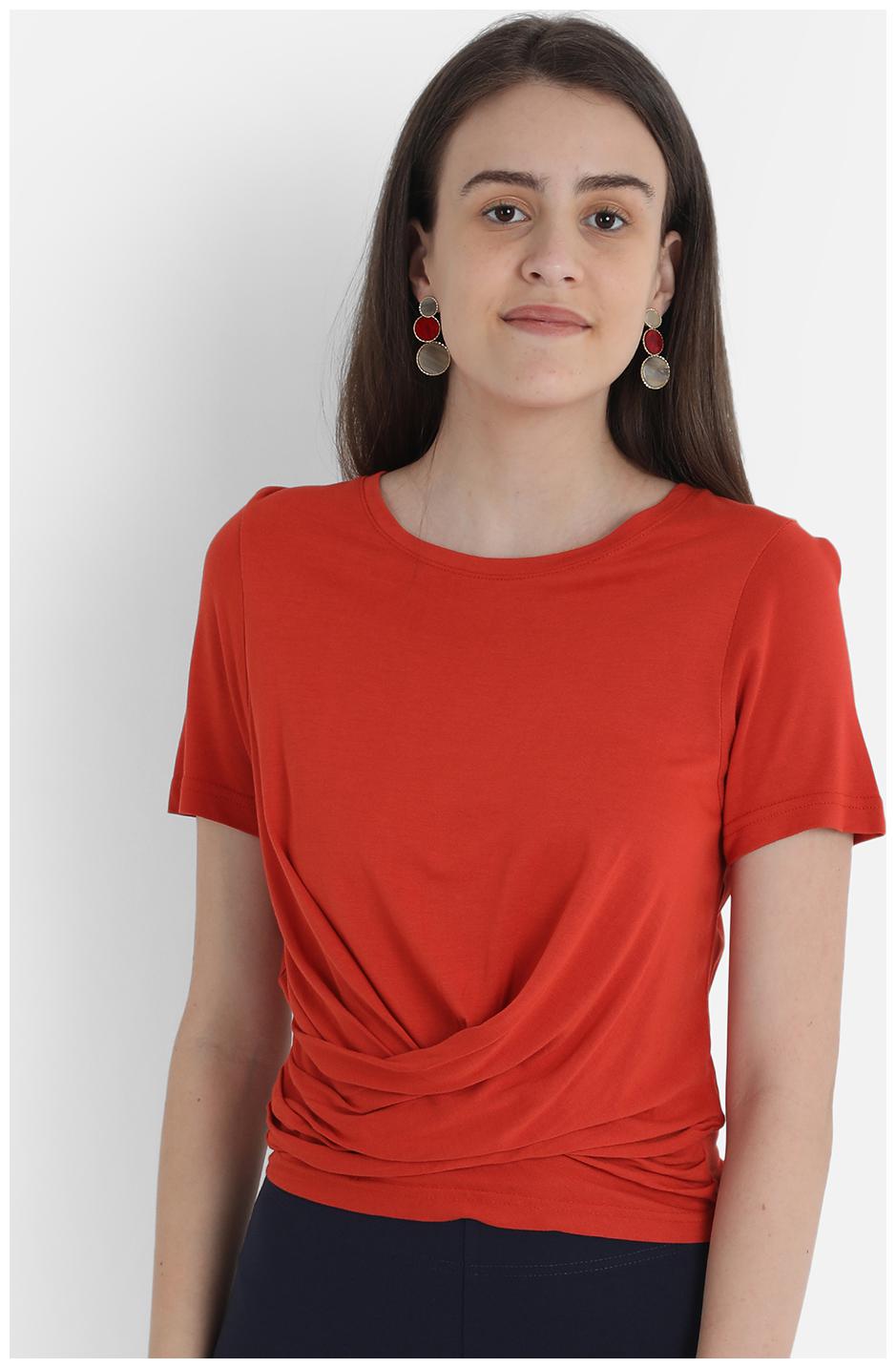 

Cover Story Women Red Regular fit Round neck Viscose rayon T shirt