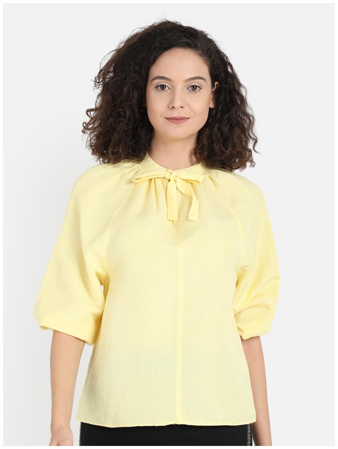 

Cover Story Women Solid Wrap top - Yellow