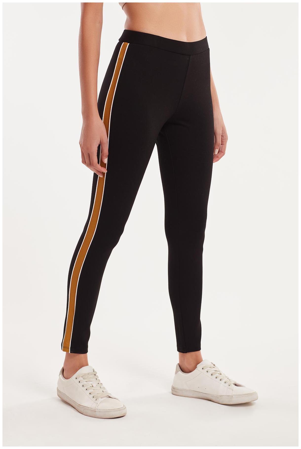 

Cover Story Women Ankle Length Solid Leggings