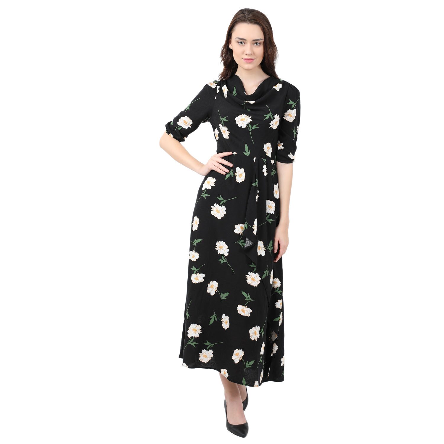 

Cover Story Black Floral Maxi dress
