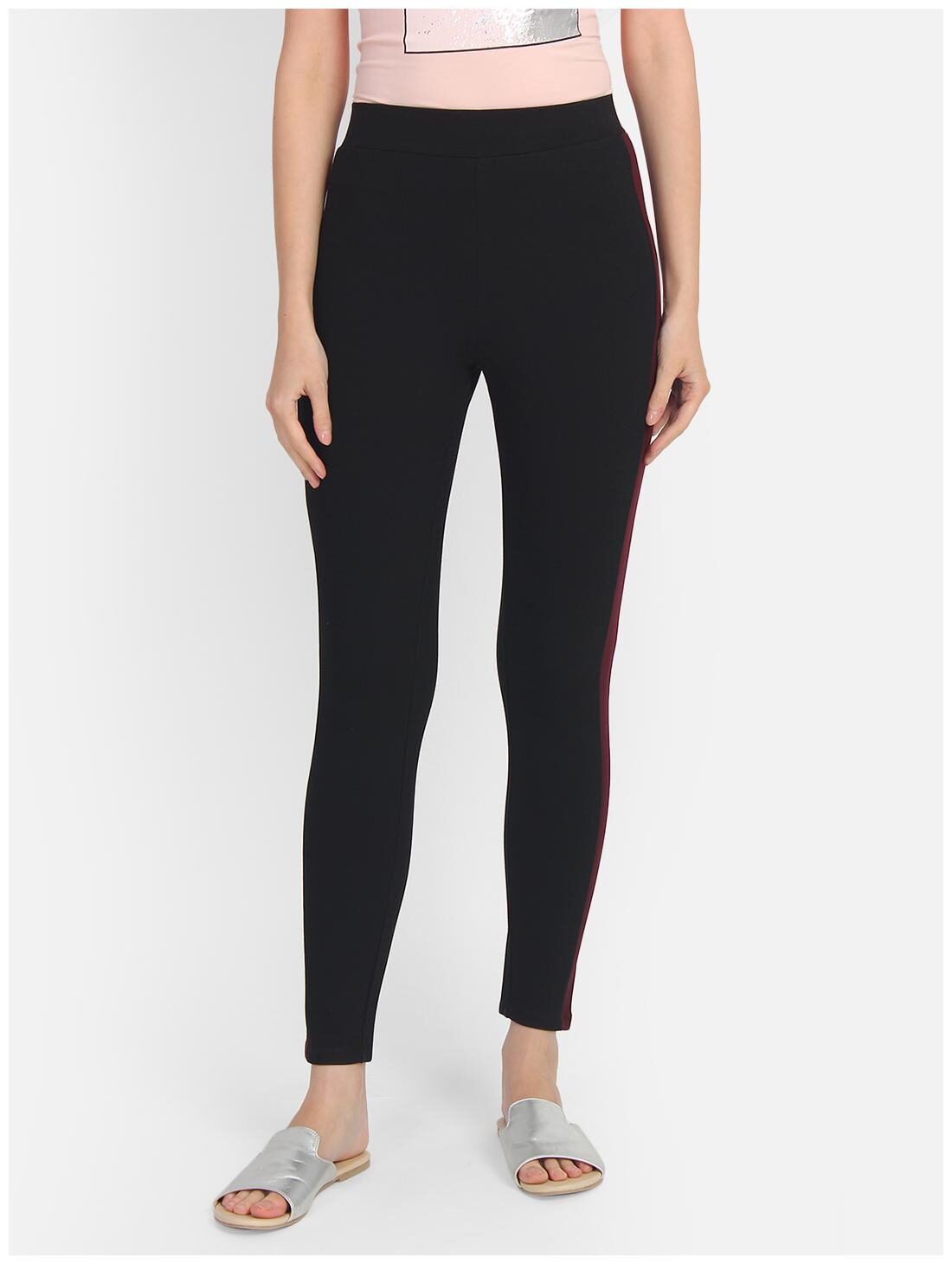 

Cover Story Women Black Slim fit Jegging