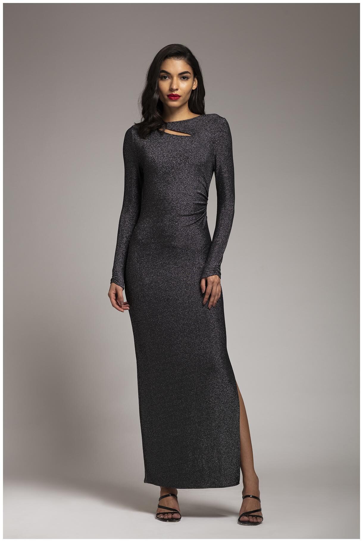 

Cover Story Black Solid Maxi dress