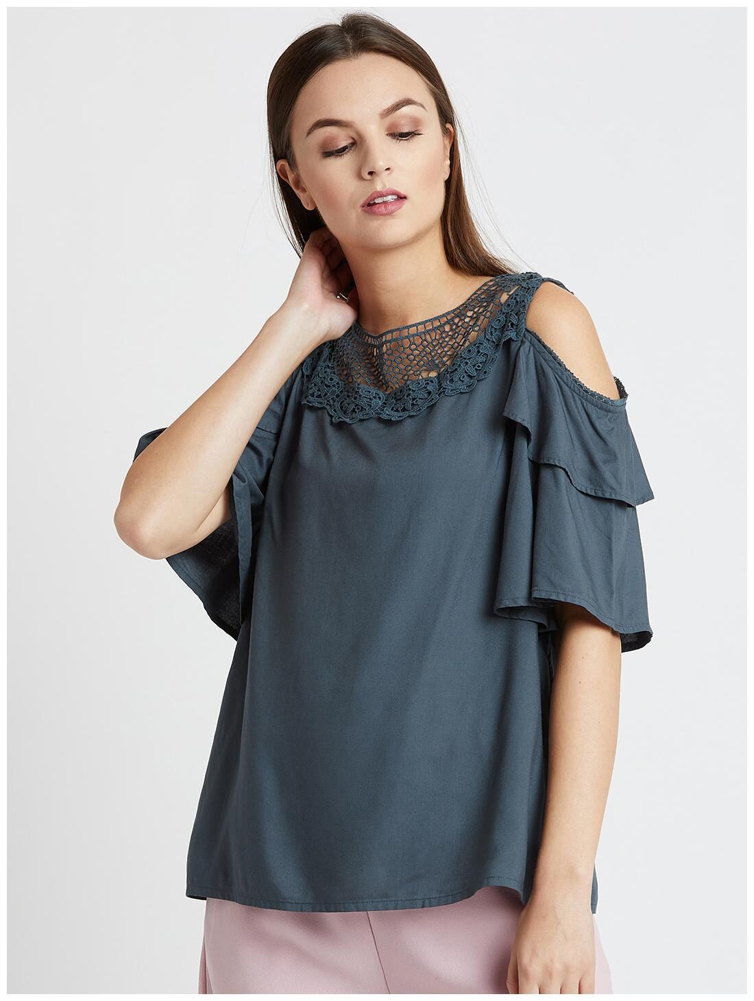 

Cover Story Women Solid Blouson top - Green
