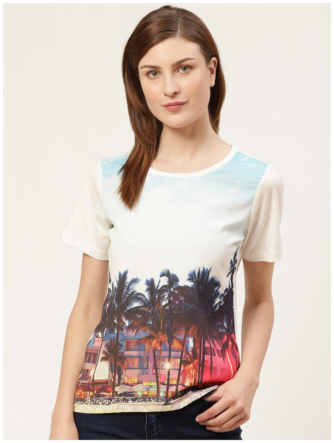 

Cover Story Women White Regular fit Round neck Cotton T shirt