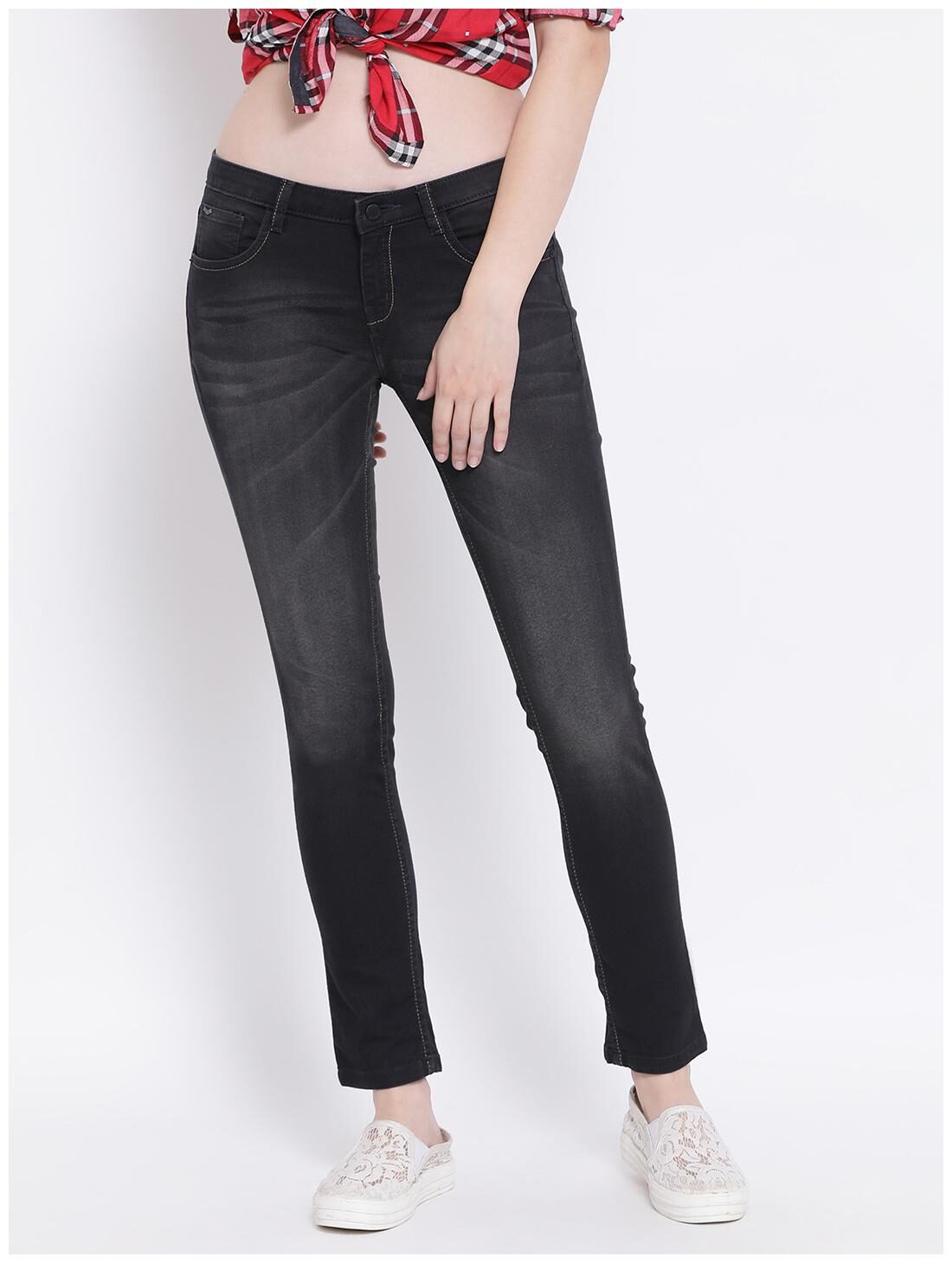 

Crimsoune Club Women Black Slim fit Jeans