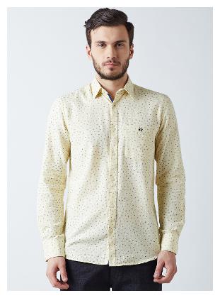 

Crimsoune Club Men Yellow Polka Dots Slim Fit Casual Shirt