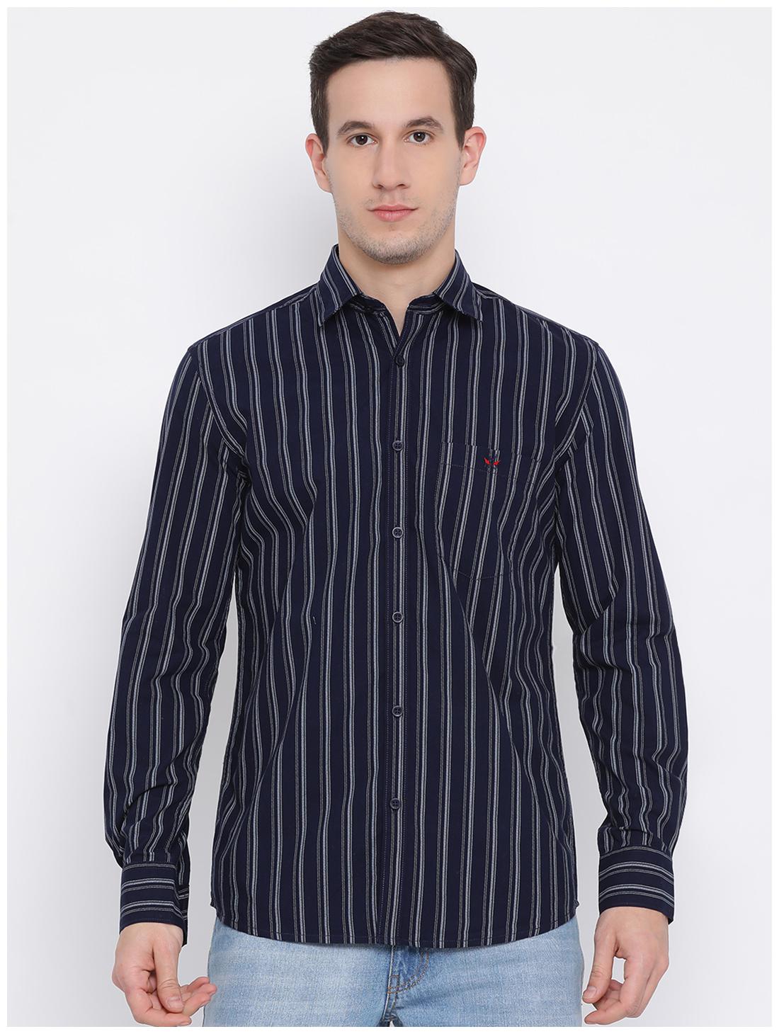 

Crimsoune Club Men Navy Blue Vertical Stripes Slim Fit Casual Shirt