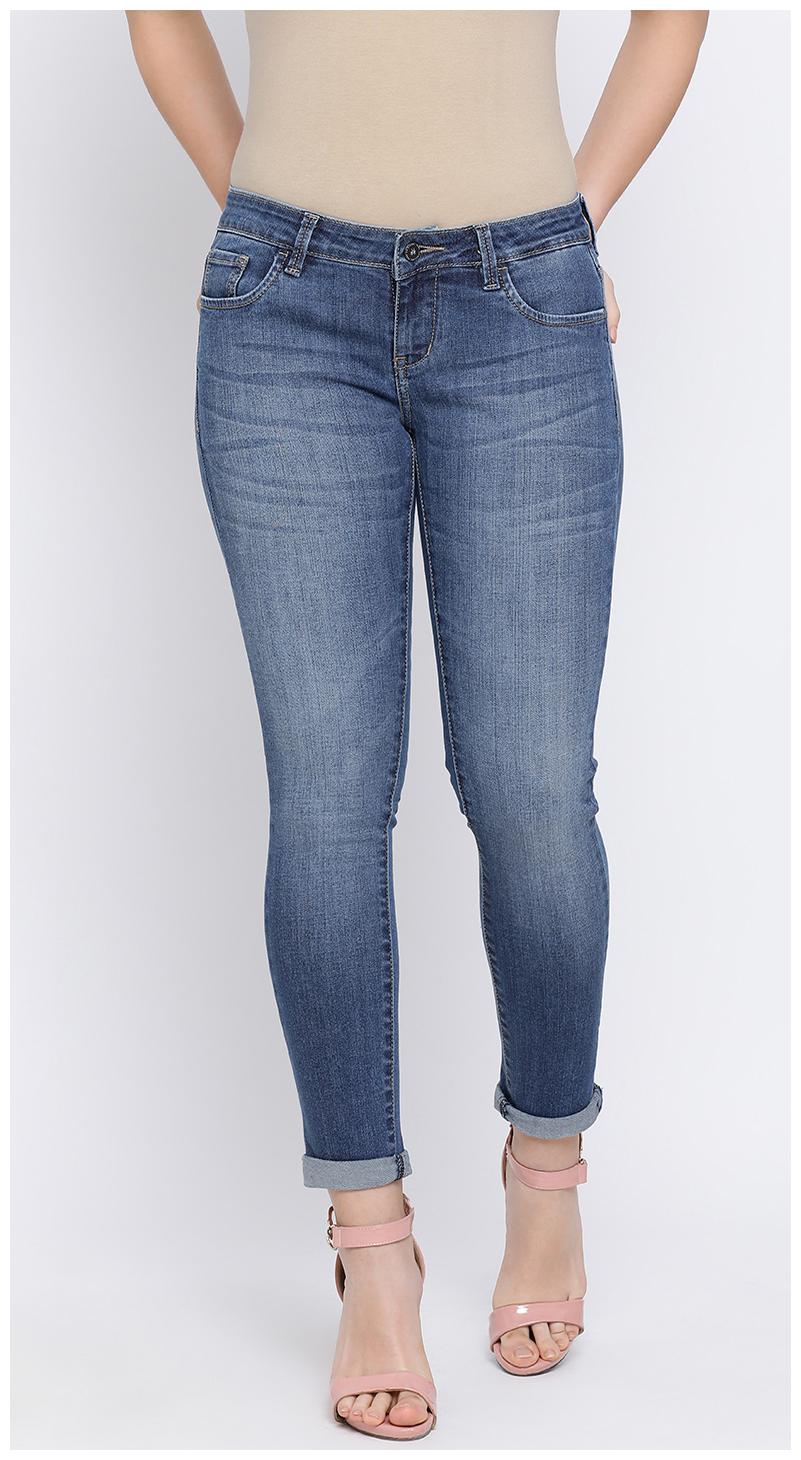 

Crimsoune Club Women Blue Slim fit Jeans