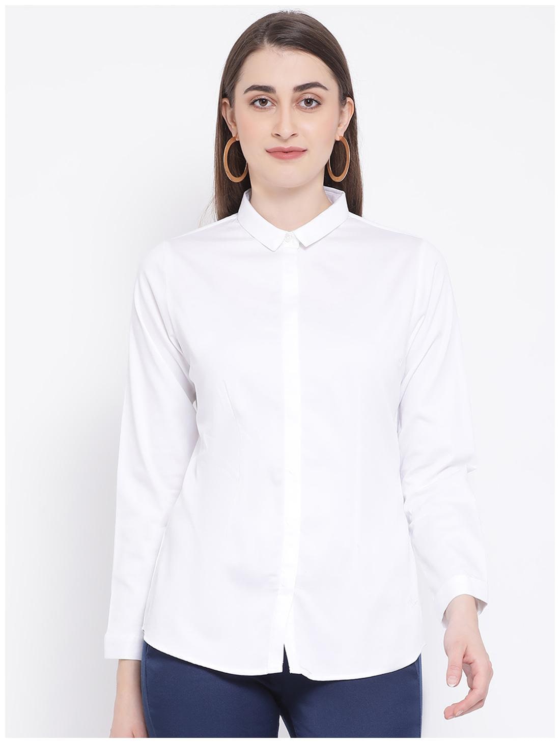 

Crimsoune Club Women White Solid Slim Fit Shirt