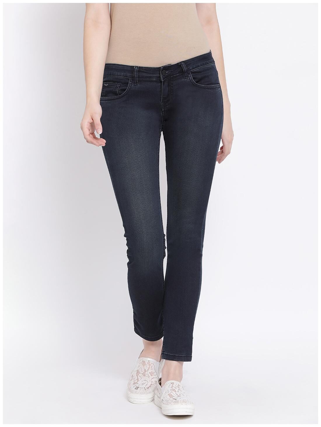 

Crimsoune Club Women Blue Slim fit Jeans