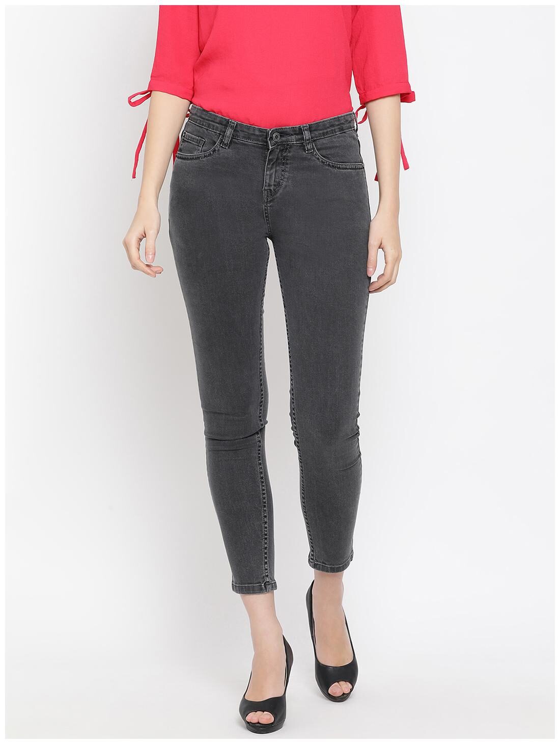 

Crimsoune Club Women Grey Skinny fit Jeans