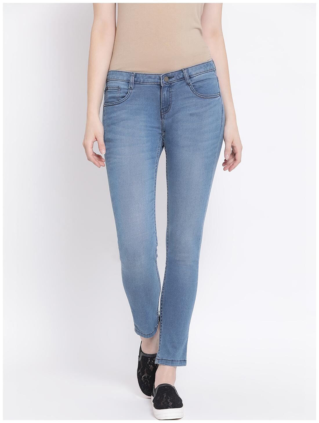 

Crimsoune Club Women Blue Slim fit Jeans