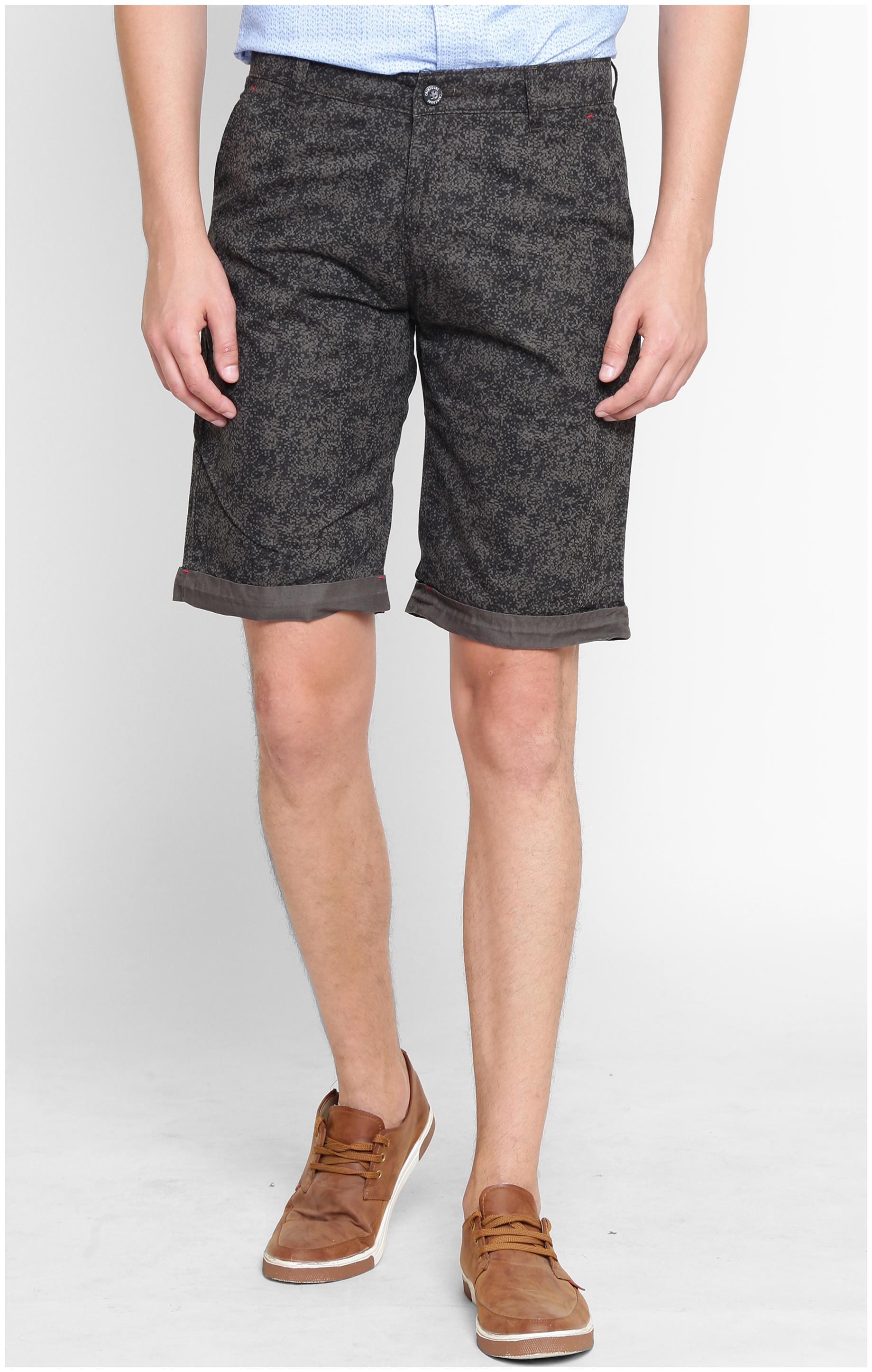 

Crimsoune Club Men Black Slim Fit Regular Shorts