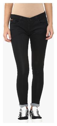 

Crimsoune Club Women Black Straight fit Jeans
