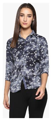 

Crimsoune Club Women Black Printed Slim Fit Shirt