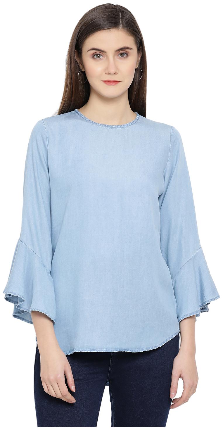 

Crimsoune Club Women Solid Regular top - Blue