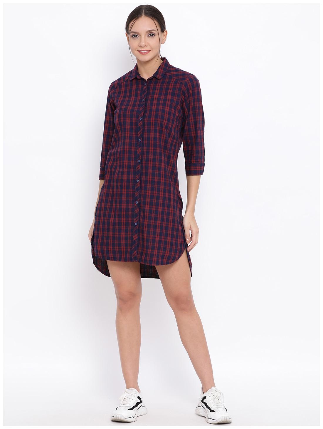

Crimsoune Club Women Red Blue Checked Slim Fit Shirt