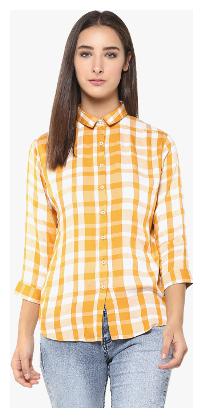 

Crimsoune Club Women Yellow Checked Regular Fit Shirt