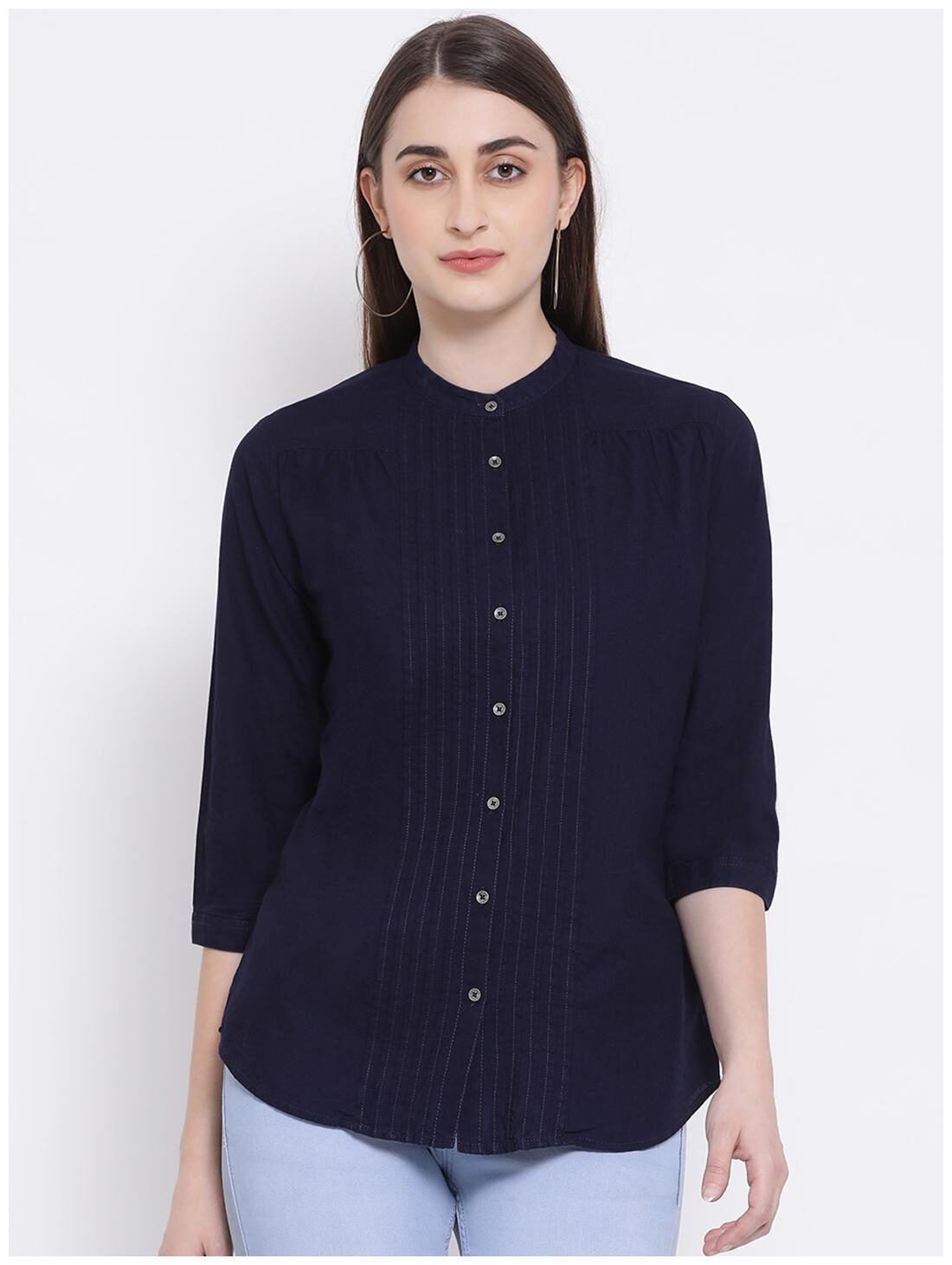 

Crimsoune Club Women Black Solid Slim Fit Shirt