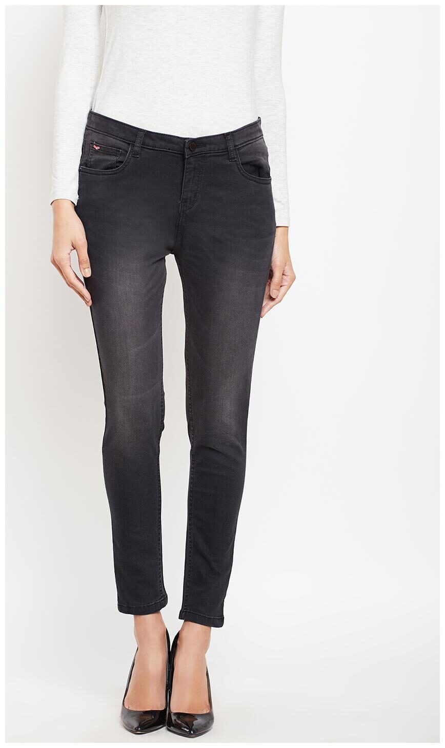 

Crimsoune Club Women Black Slim fit Jeans