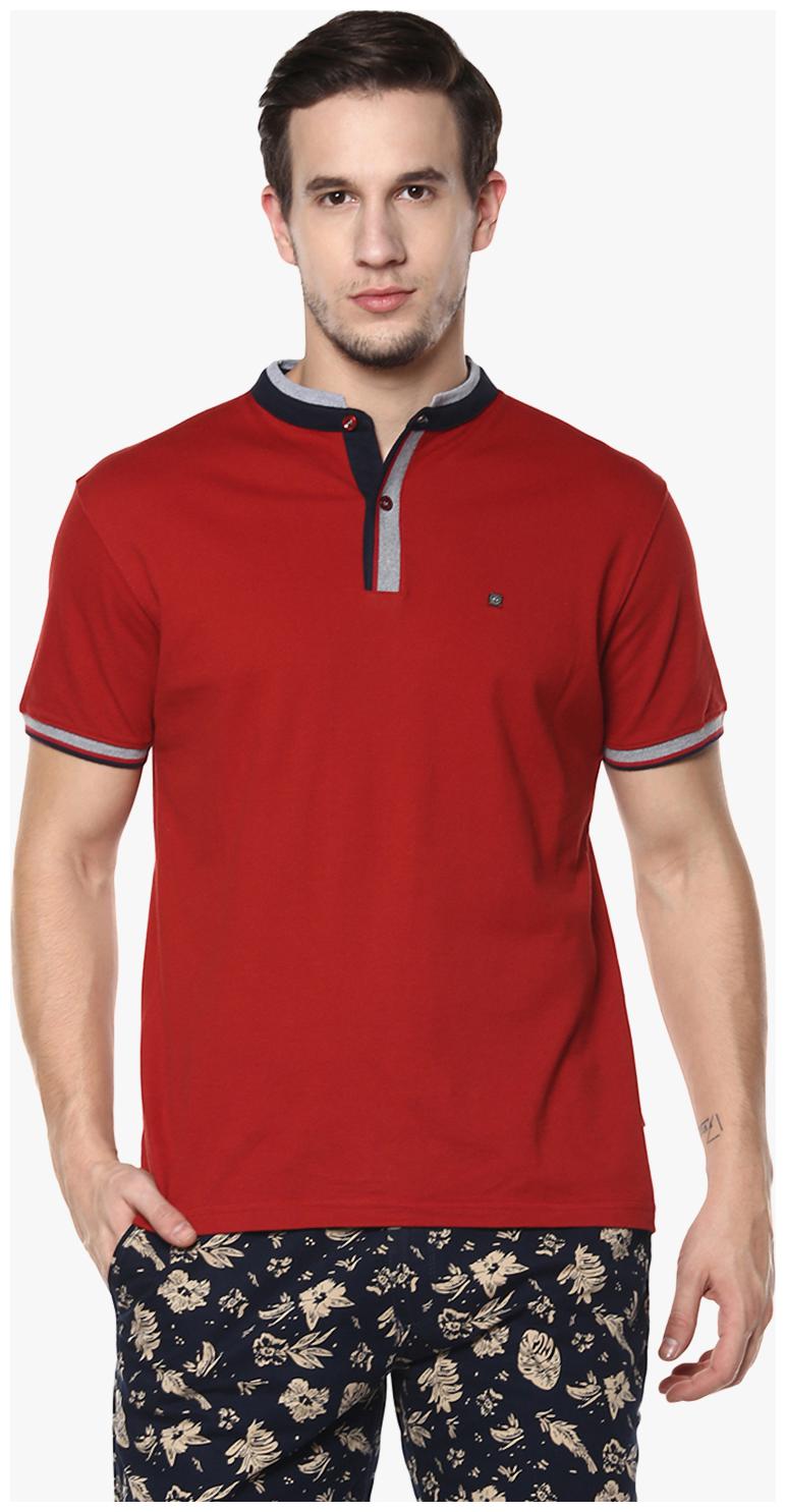 

Crimsoune Club Men Red Slim fit Cotton Henley neck T-Shirt - Pack Of 1