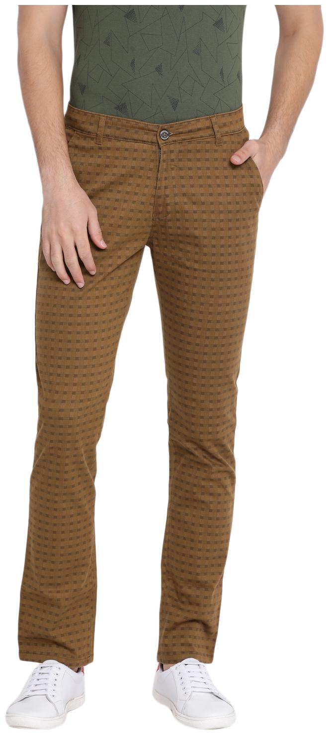 

Crimsoune Club Men Brown Checked Slim fit Travel friendly Regular trousers